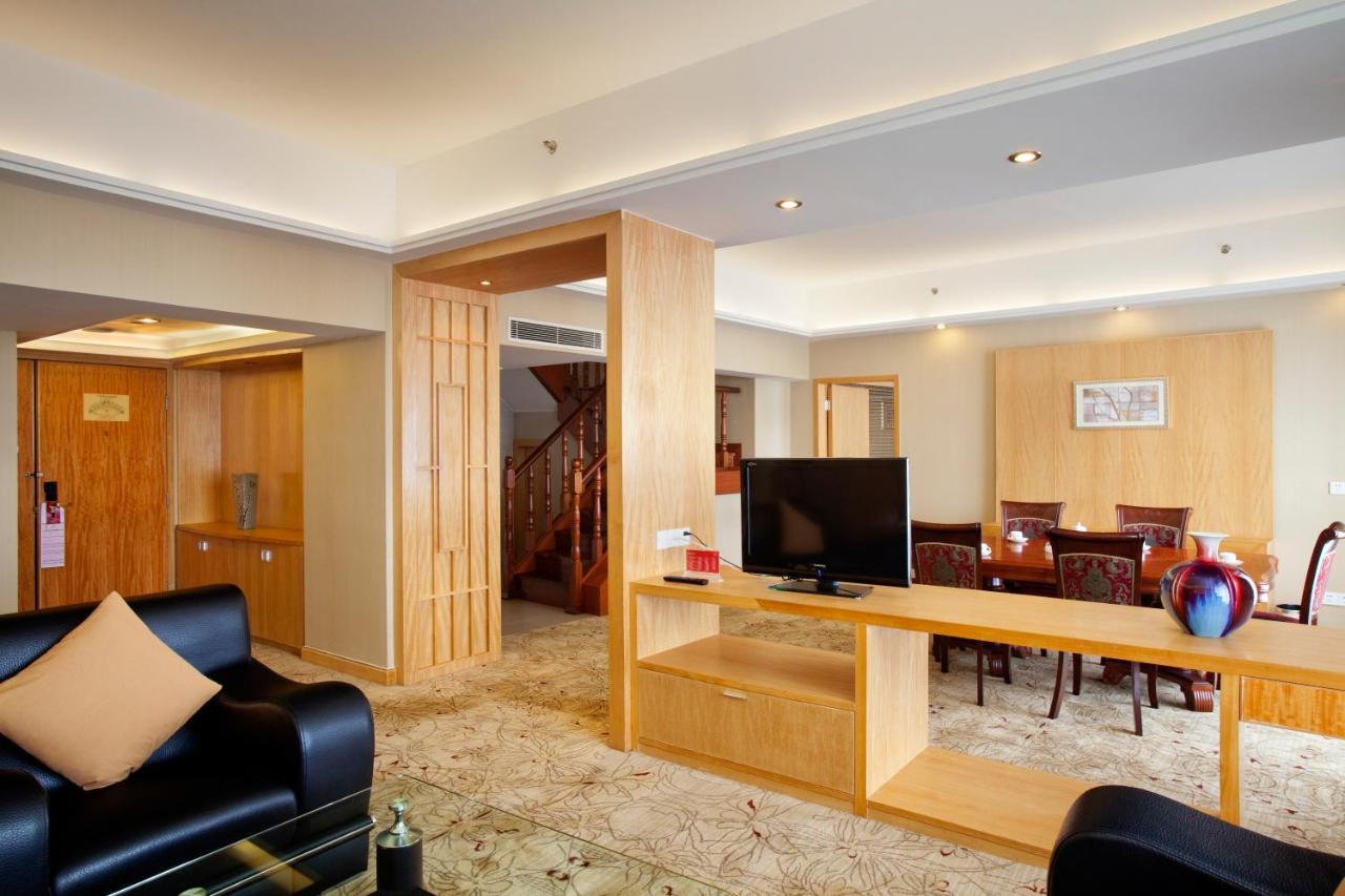 Crowne Plaza Zhanjiang Kang Yi, An Ihg Hotel Kültér fotó