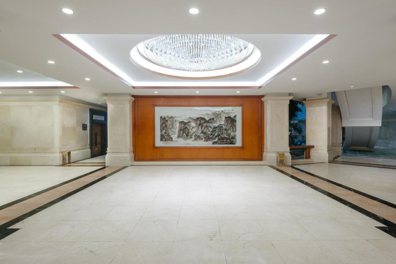 Crowne Plaza Zhanjiang Kang Yi, An Ihg Hotel Kültér fotó
